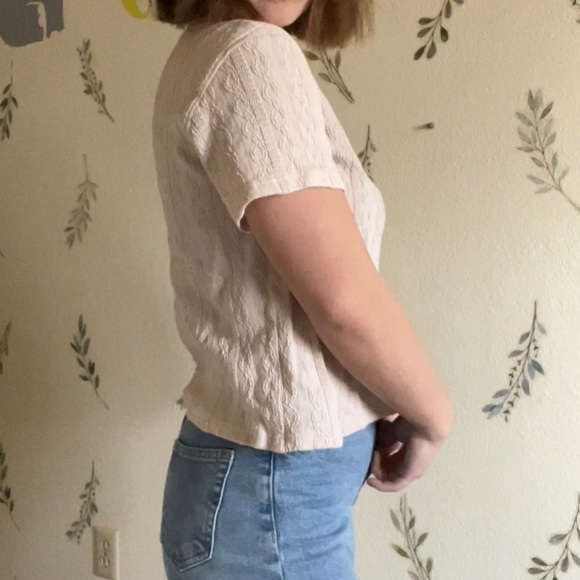 Knitted pattern stretchy tee - Picture 6 of 7